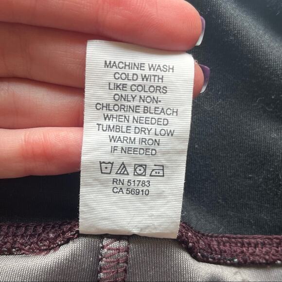 Maurices Maroon Floral In Motion Legging Size Small - Picture 5 of 11